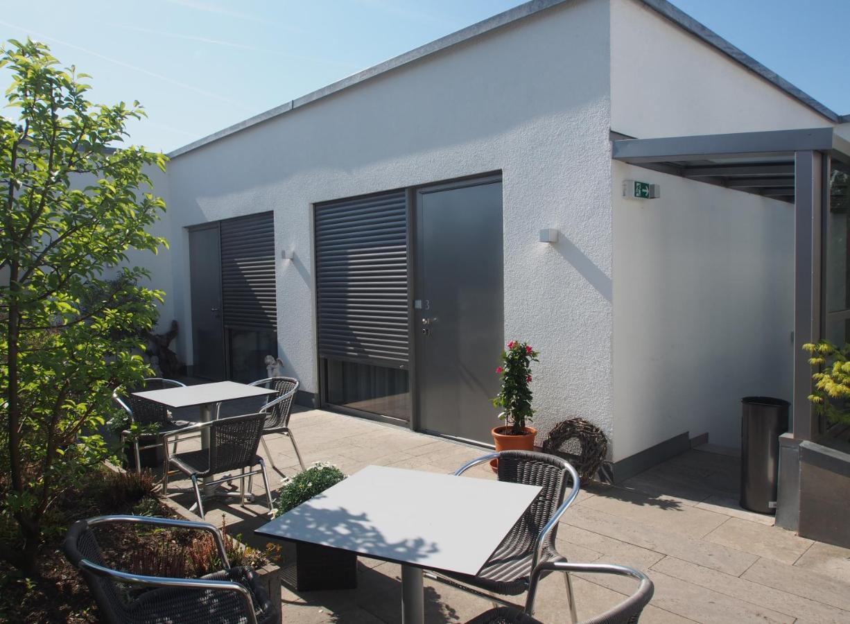 Gaestehaus Bauer - Schlafen Auf Dem Weingut Heilbronn Dış mekan fotoğraf