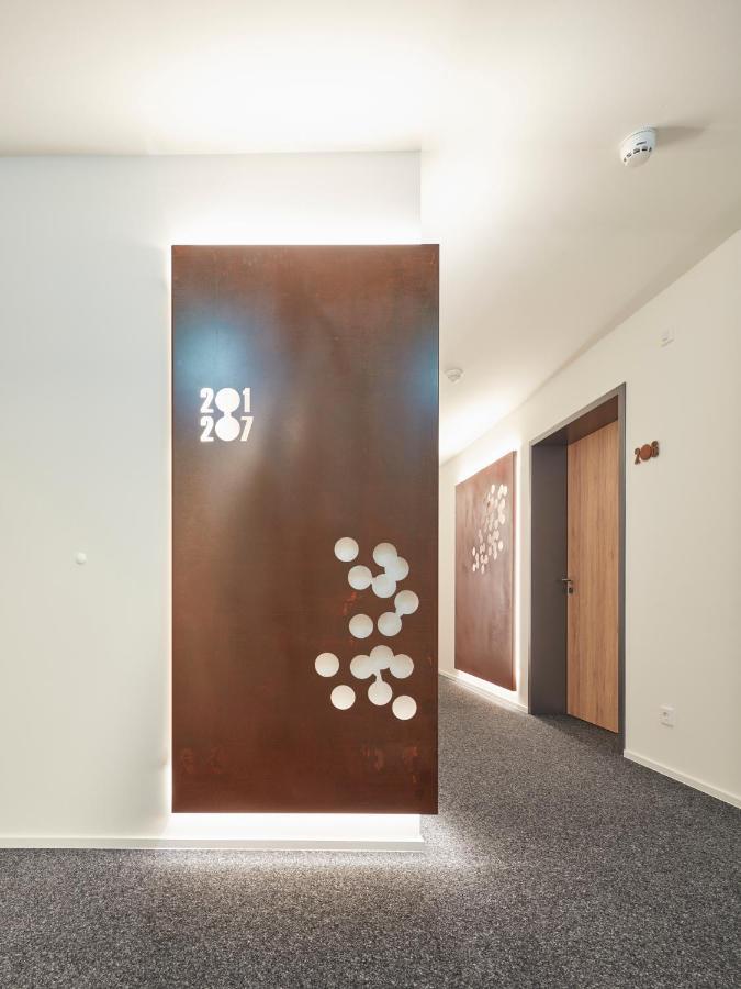 Gaestehaus Bauer - Schlafen Auf Dem Weingut Heilbronn Dış mekan fotoğraf
